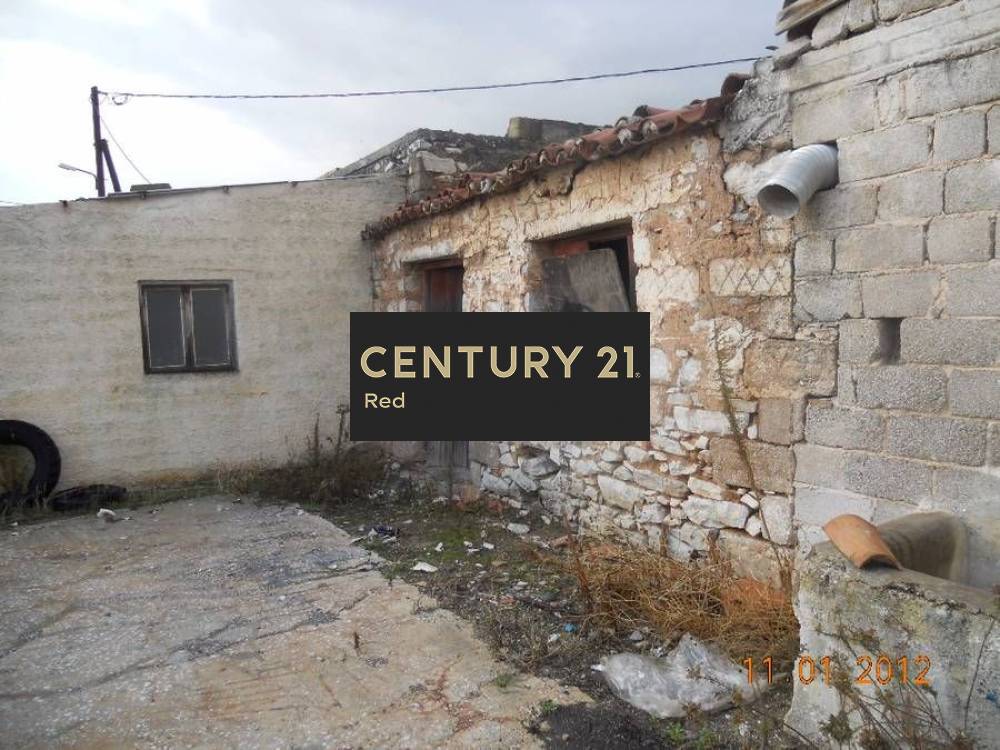 Αγροτεμάχιο στην περιοχή Κορωπί — φωτογραφία 4