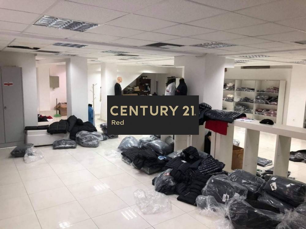 Επαγγελματικό κτίριο στην περιοχή Αγία Βαρβάρα — φωτογραφία 5