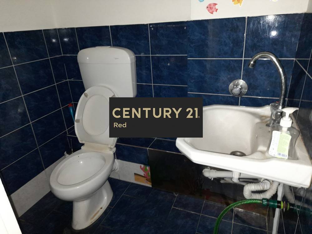 Επαγγελματικό κτίριο 310 τ.μ. προς ενοικίαση στη Νίκαια — φωτογραφία 14