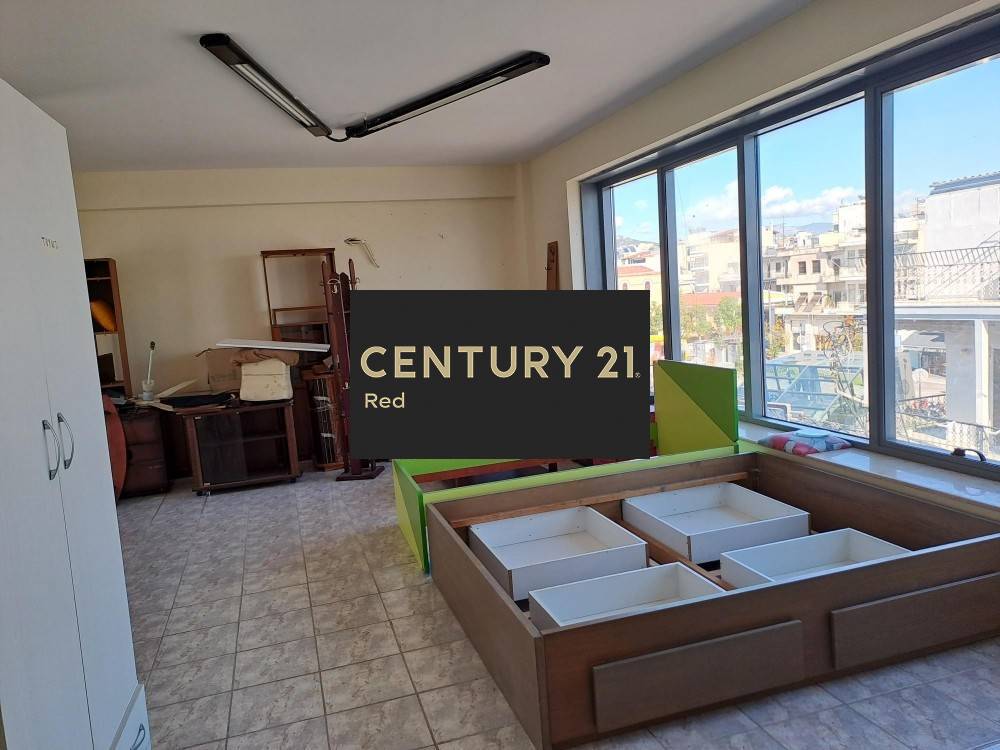 Επαγγελματικό κτίριο 520 τ.μ. προς πώληση στη Νίκαια — φωτογραφία 6