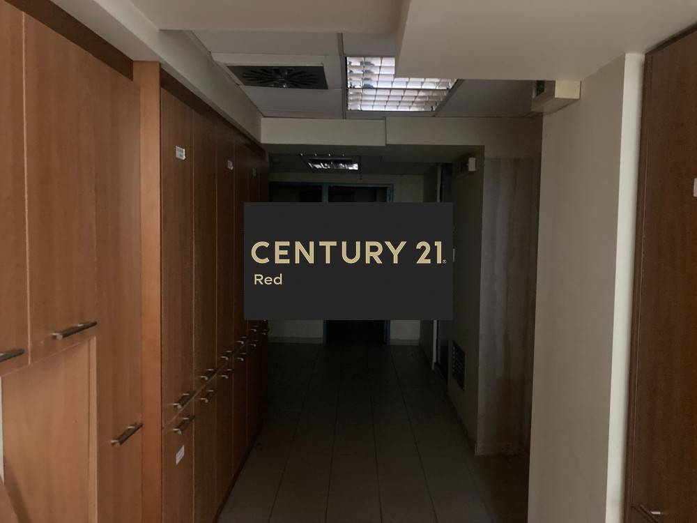 Κατάστημα 318 τ.μ. προς ενοικίαση στη Νίκαια — φωτογραφία 6