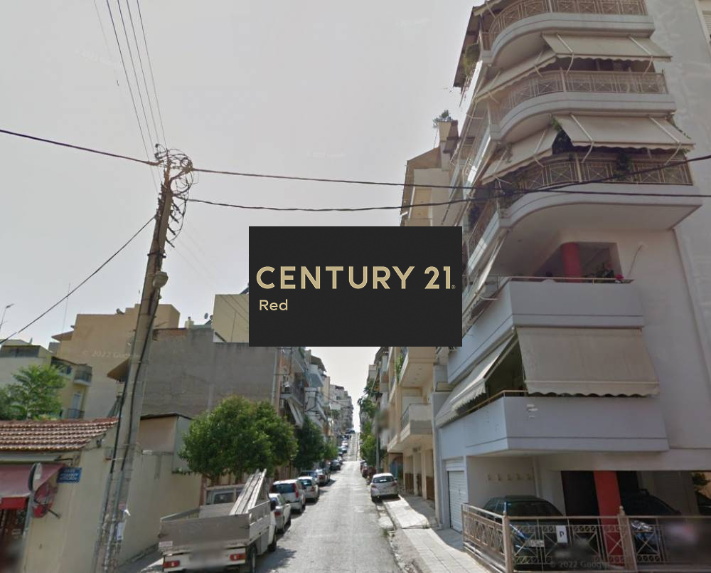 Οικόπεδο — Αγία Σοφία