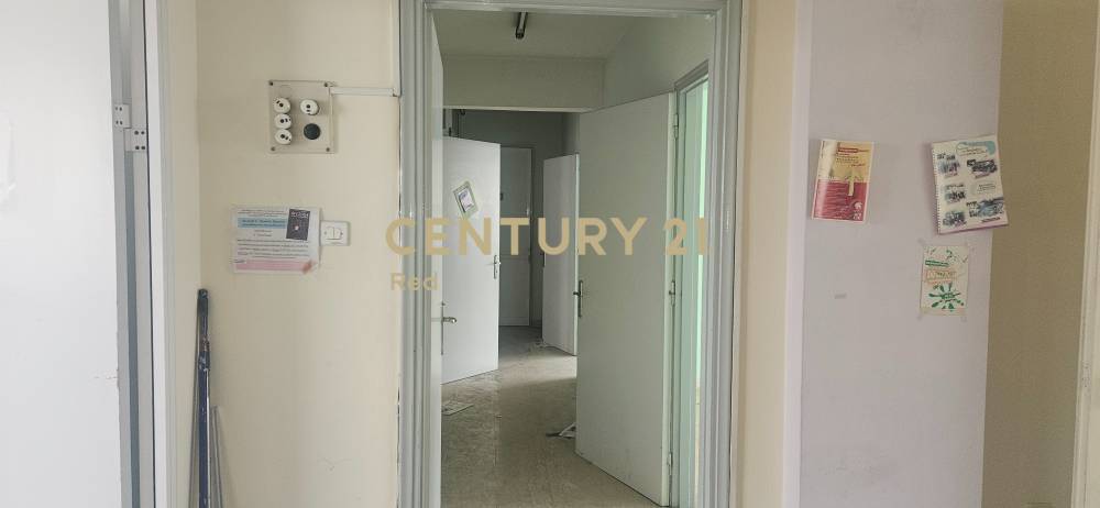 Γραφείο 135 τ.μ. προς πώληση στην περιοχή Δραπετσώνα — φωτογραφία 7