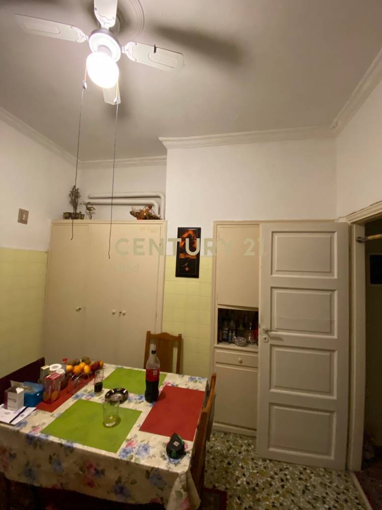 Κτίριο 340 τ.μ. προς πώληση στην περιοχή Πετράλωνα — φωτογραφία 8