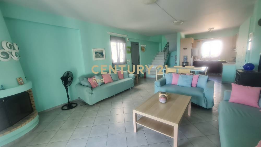 Maisonette — Aegina