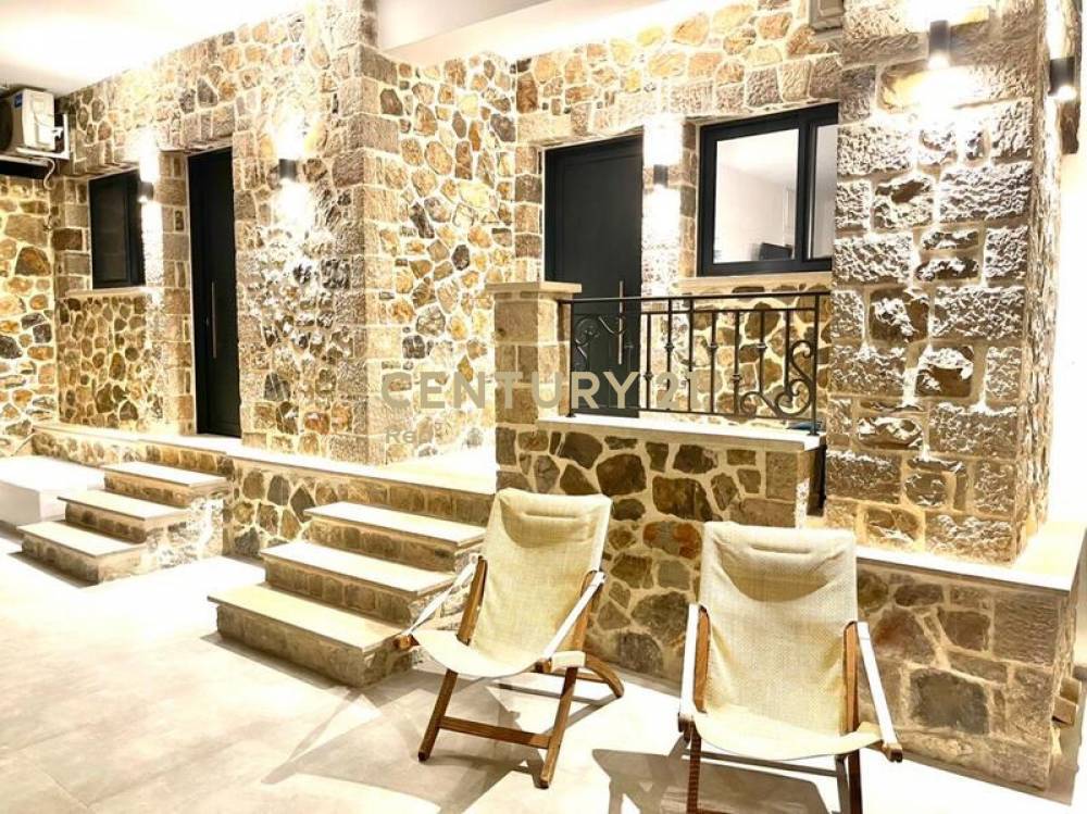 Συγκρότημα διαμερισμάτων 300 τ.μ. προς πώληση στην περιοχή Ερμιόνη — φωτογραφία 9