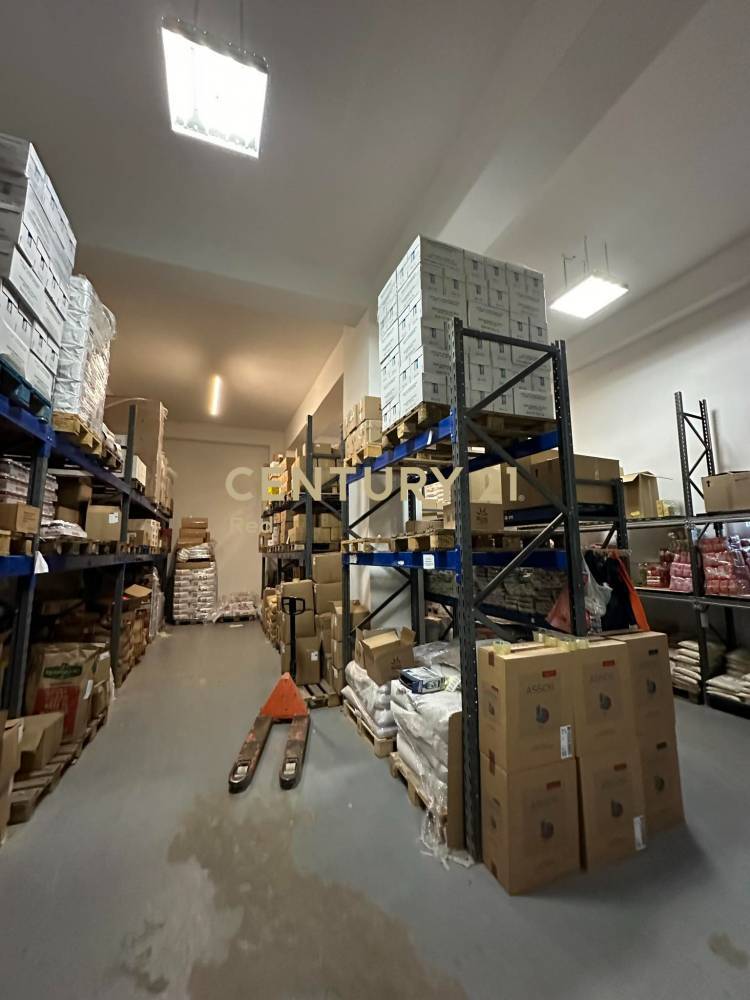 Επαγγελματικό κτίριο 2.500 τ.μ. προς πώληση στην περιοχή Πέραμα — φωτογραφία 26