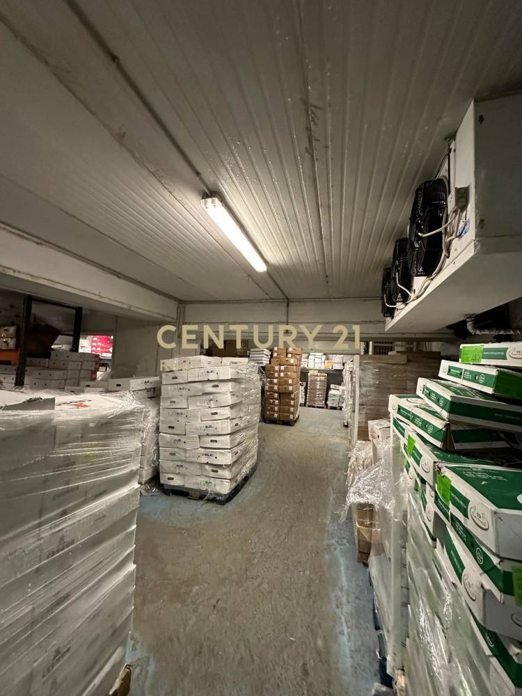 Επαγγελματικό κτίριο 2.500 τ.μ. προς πώληση στην περιοχή Πέραμα — φωτογραφία 22