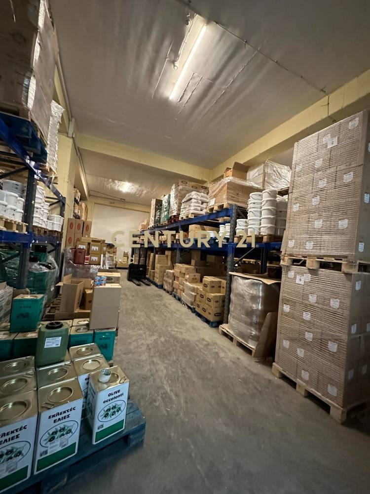 Επαγγελματικό κτίριο 2.500 τ.μ. προς πώληση στην περιοχή Πέραμα — φωτογραφία 23