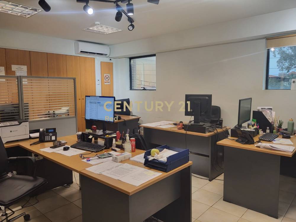 Επαγγελματικό κτίριο 2.500 τ.μ. προς πώληση στην περιοχή Πέραμα — φωτογραφία 11