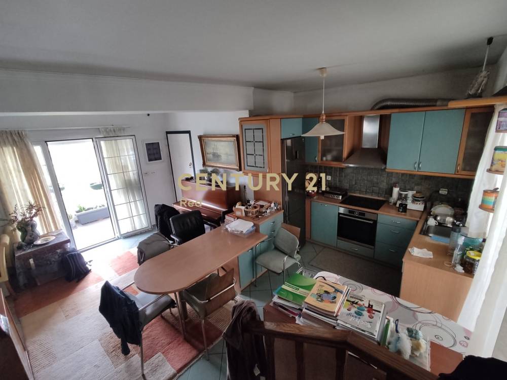 Κτίριο — Περιστέρι
