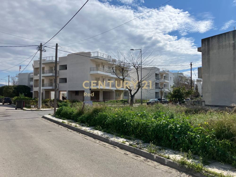 Οικόπεδο — Άγιος Ιωάννης Ρέντης
