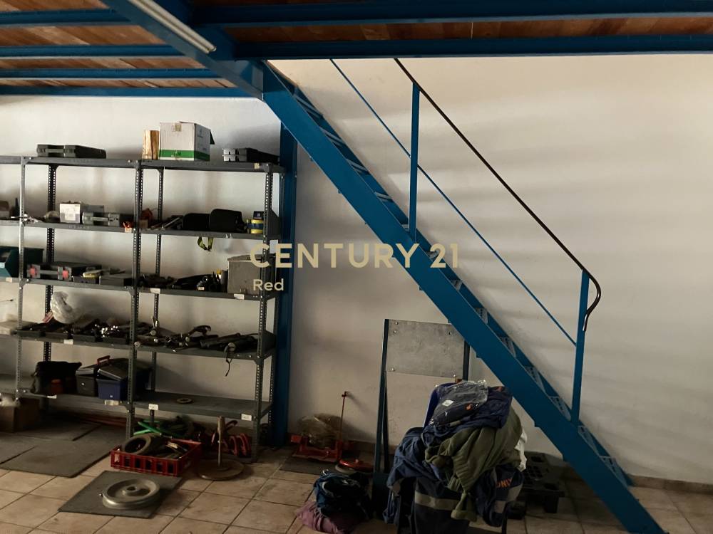 Κατάστημα στην περιοχή Αγία Σοφία — φωτογραφία 5