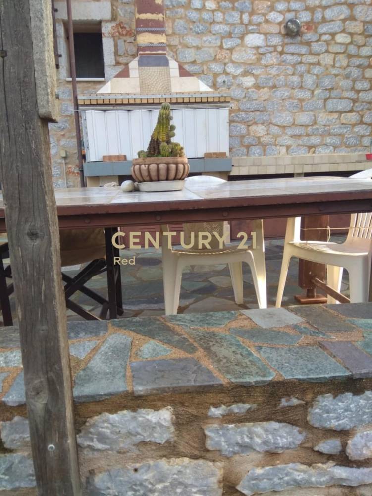 Μονοκατοικία στην περιοχή Οίτυλος — φωτογραφία 2