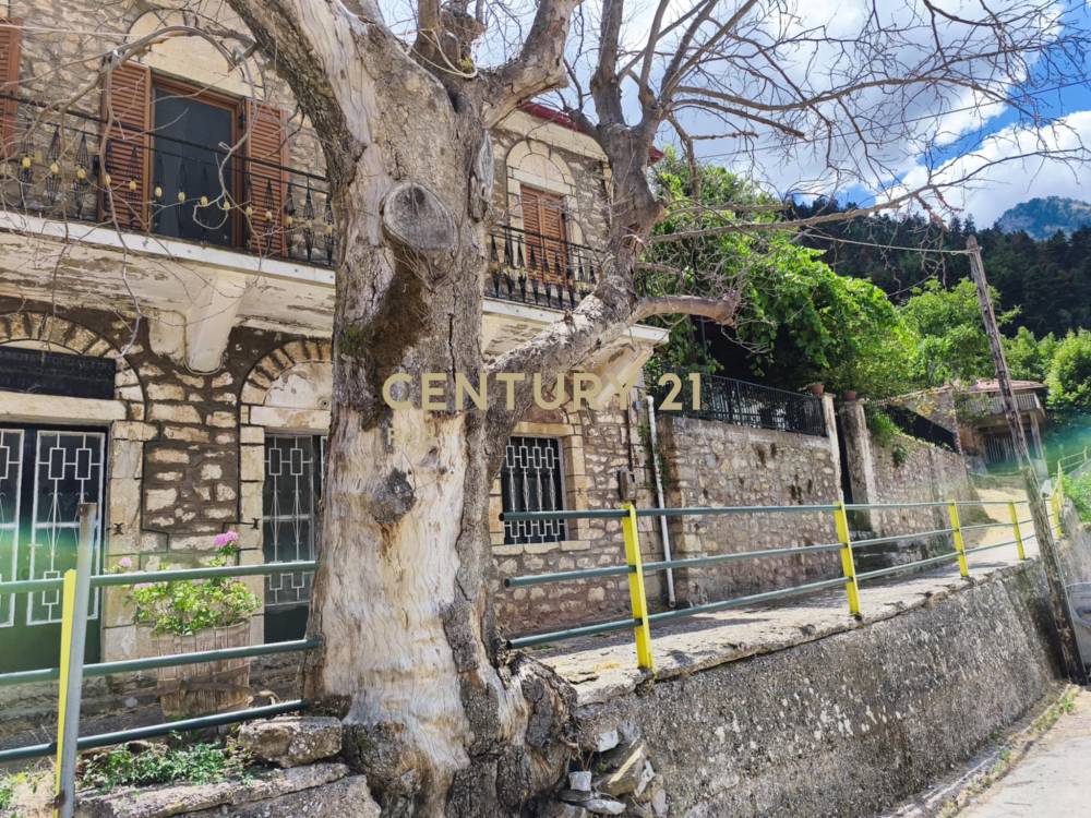 Μονοκατοικία 200 τ.μ. προς πώληση στην περιοχή Καλάβρυτα — φωτογραφία 18