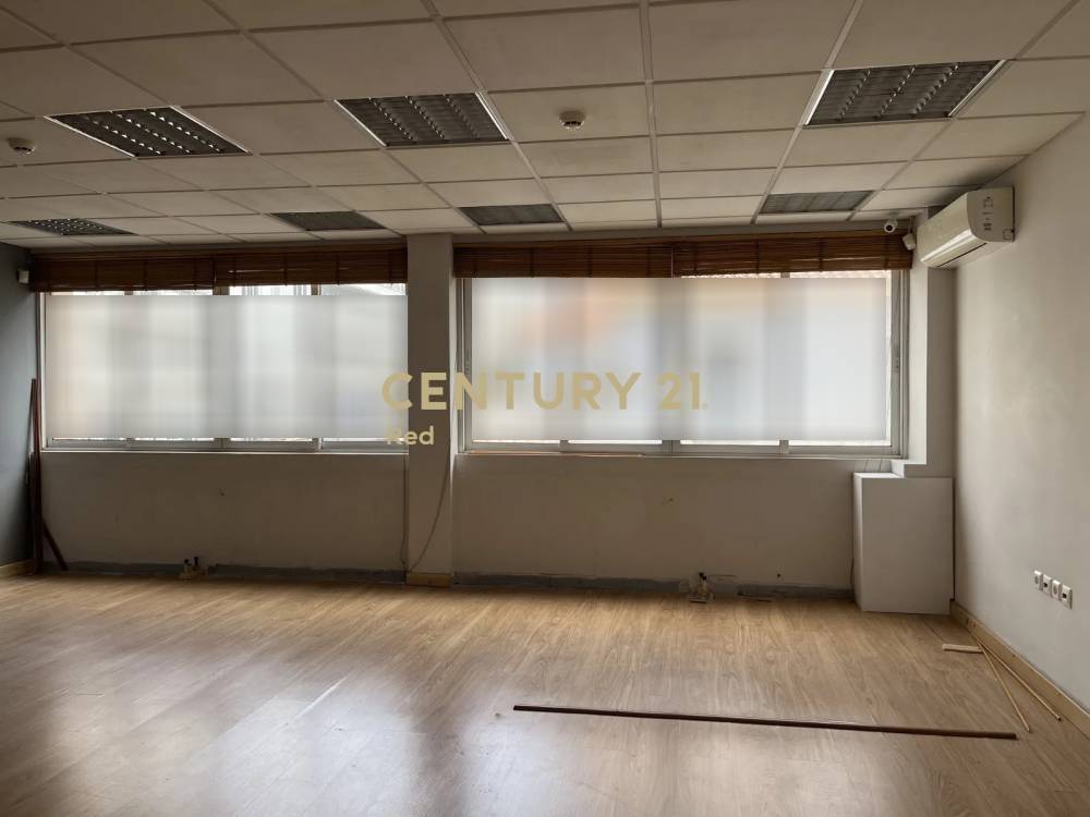 Γραφείο στην περιοχή Κέντρο — φωτογραφία 3