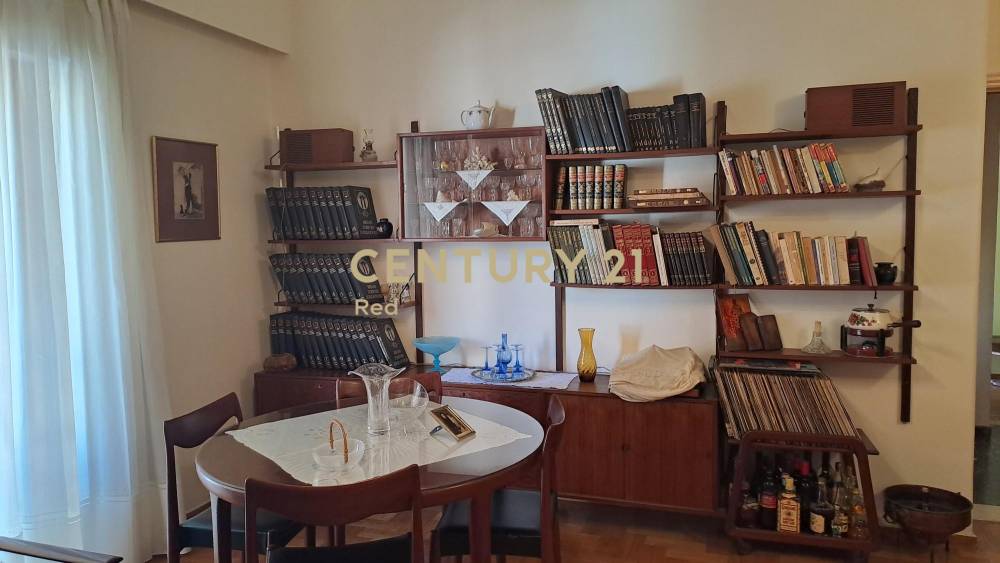 Διαμέρισμα — Κορυδαλλός