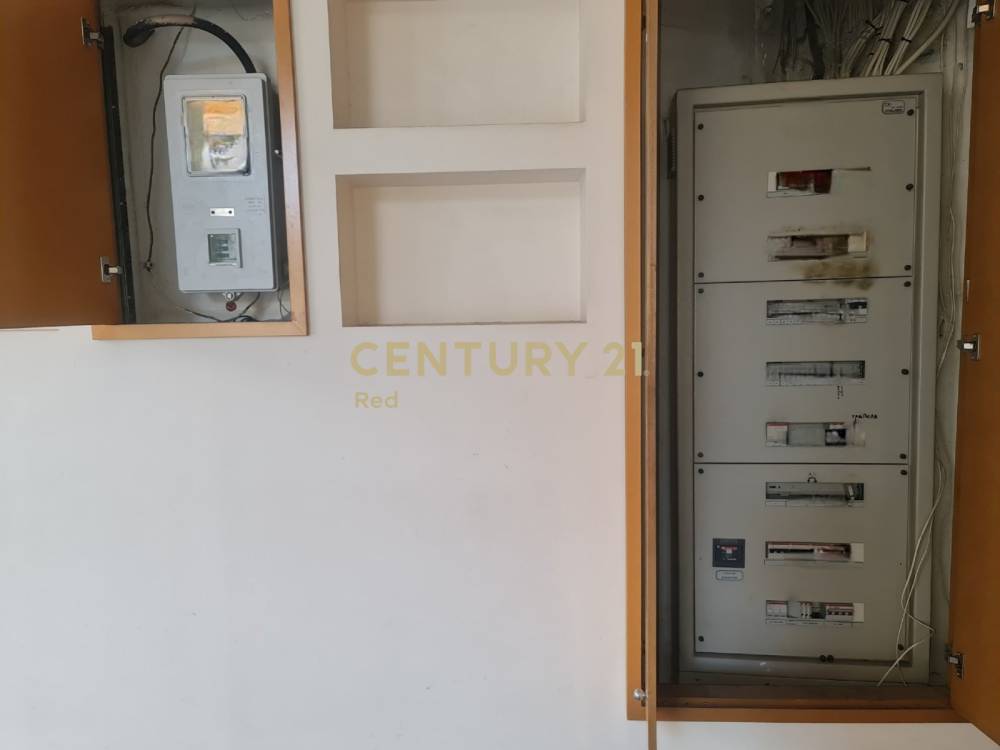 Κατάστημα 160 τ.μ. προς ενοικίαση στη Νίκαια — φωτογραφία 11