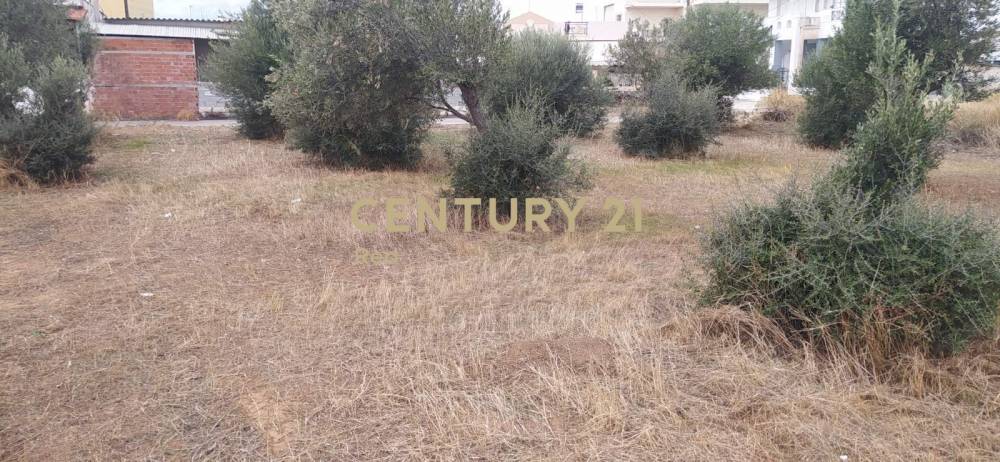 Οικόπεδο — Κόρινθος