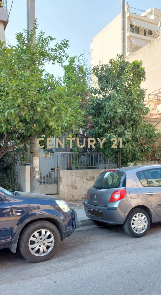 Οικόπεδο — Κερατσίνι