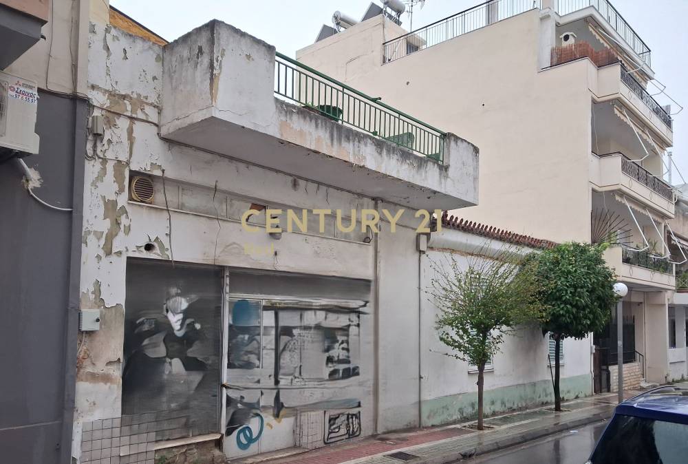 Οικόπεδο — Δάφνη