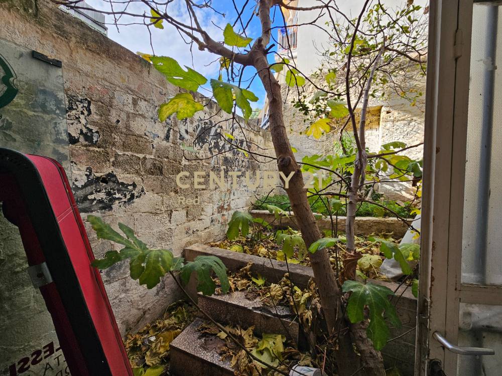 Κατάστημα 100 τ.μ. προς ενοικίαση στον Κορυδαλλό — φωτογραφία 16