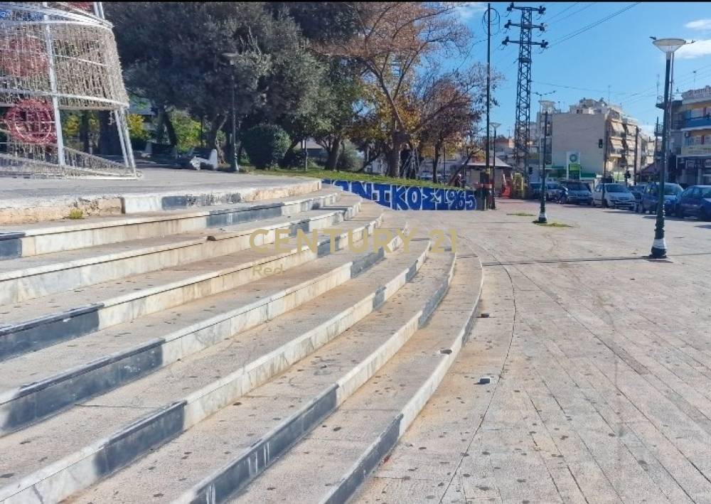 Οικόπεδο — Νίκαια