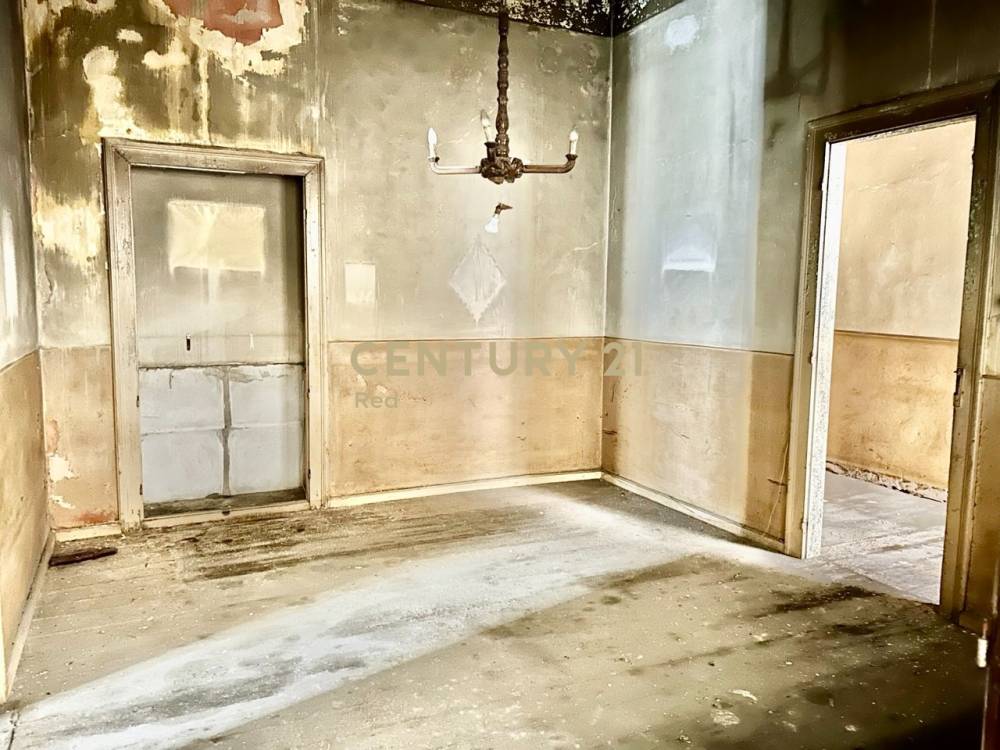 Κτίριο 215 τ.μ. προς πώληση στην περιοχή Χατζηκυριάκειο — φωτογραφία 9