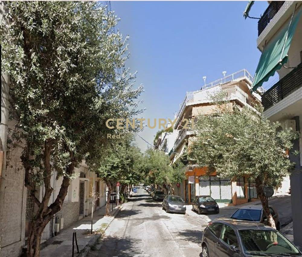 Οικόπεδο — Παγκράτι