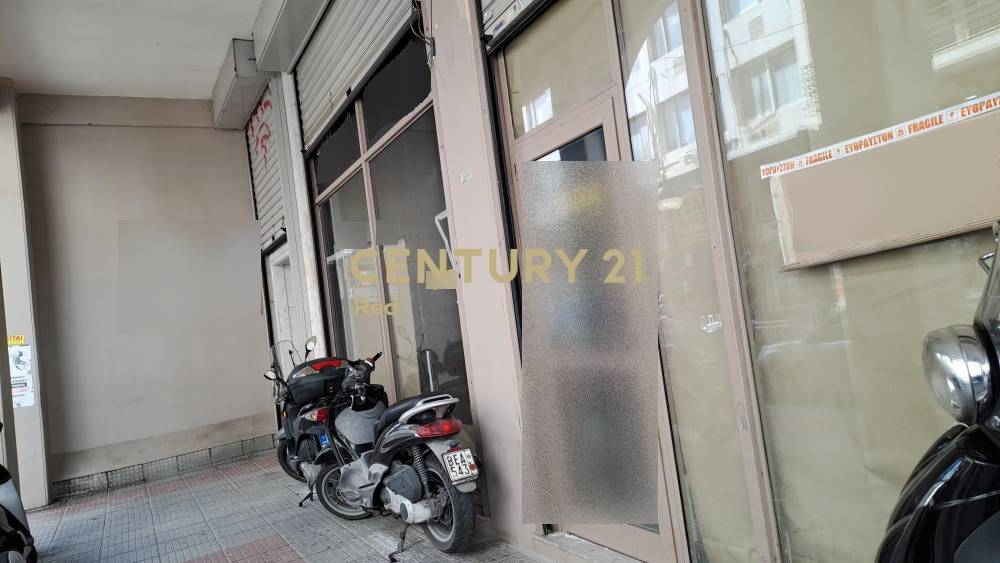 Κατάστημα στην περιοχή Λιμάνι — φωτογραφία 5