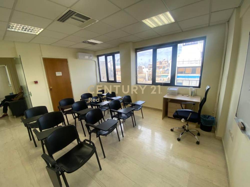 Γραφείο 230 τ.μ. προς ενοικίαση στην Καλλιθέα — φωτογραφία 20