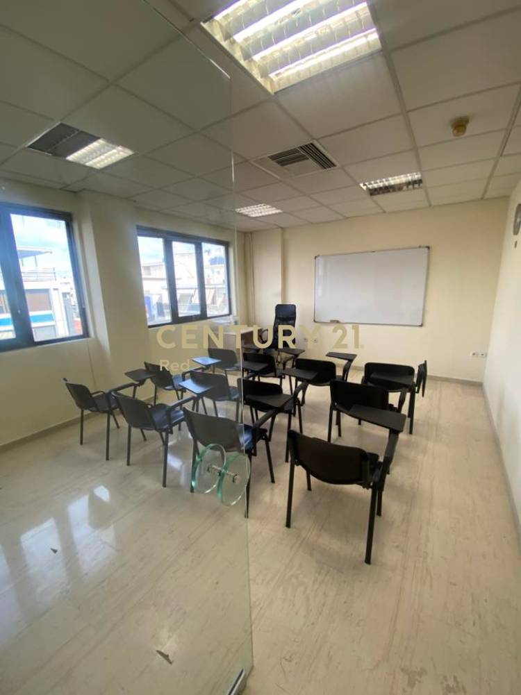 Γραφείο 230 τ.μ. προς ενοικίαση στην Καλλιθέα — φωτογραφία 18