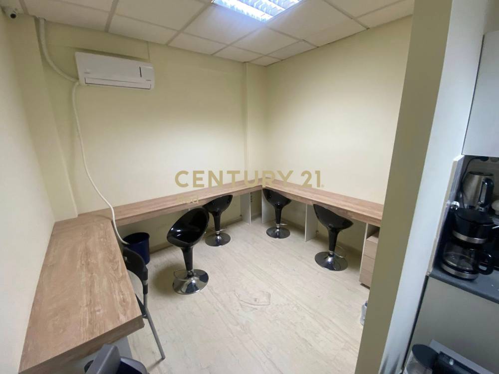 Γραφείο 230 τ.μ. προς ενοικίαση στην Καλλιθέα — φωτογραφία 22