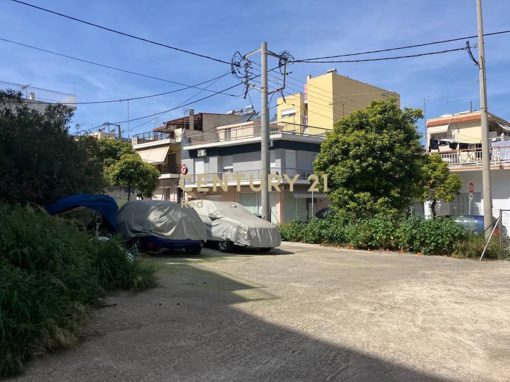 Οικόπεδο — Κερατσίνι
