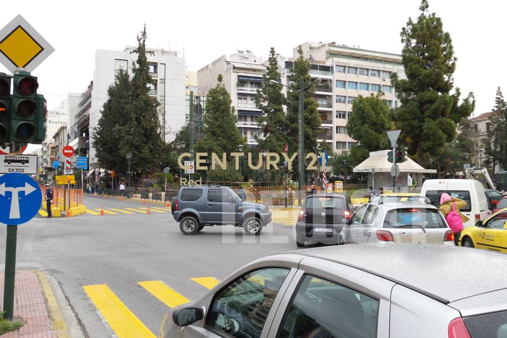 Επαγγελματικό κτίριο — Πειραιάς - Κέντρο