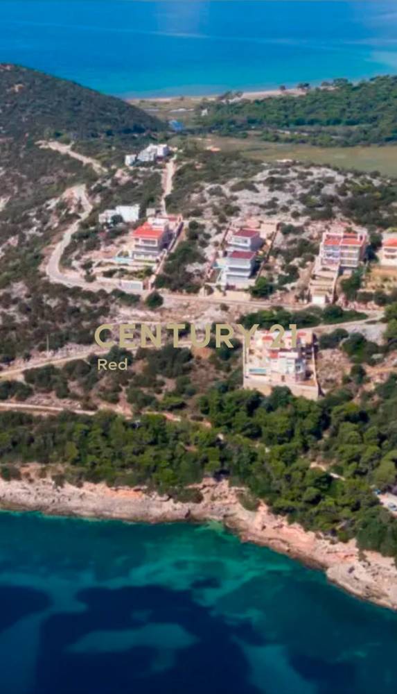 Οικόπεδο — Μαραθώνας