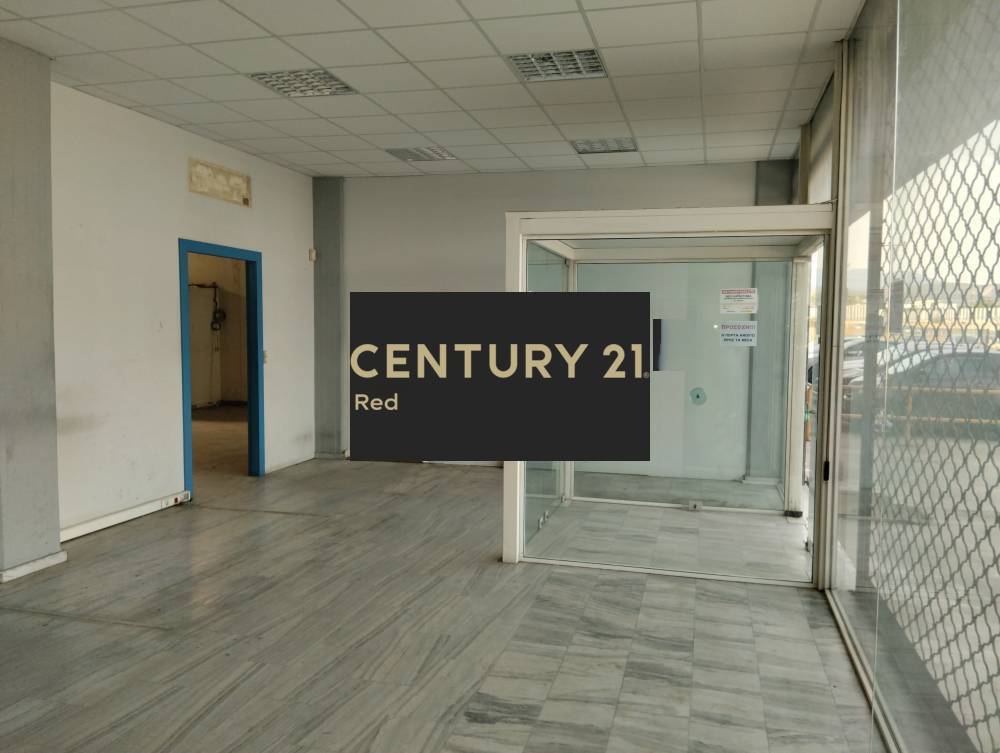 Κατάστημα 488 τ.μ. προς ενοικίαση στην περιοχή Μάνδρα — φωτογραφία 6