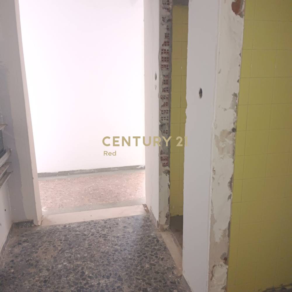 Βιομηχανικός χώρος 3.100 τ.μ. προς πώληση στην περιοχή Μέγαρα — φωτογραφία 15
