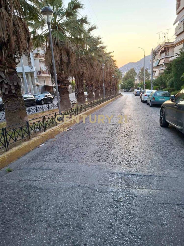 Οικόπεδο — Κερατσίνι