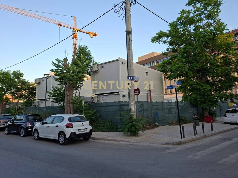 Οικόπεδο — Λιμάνι