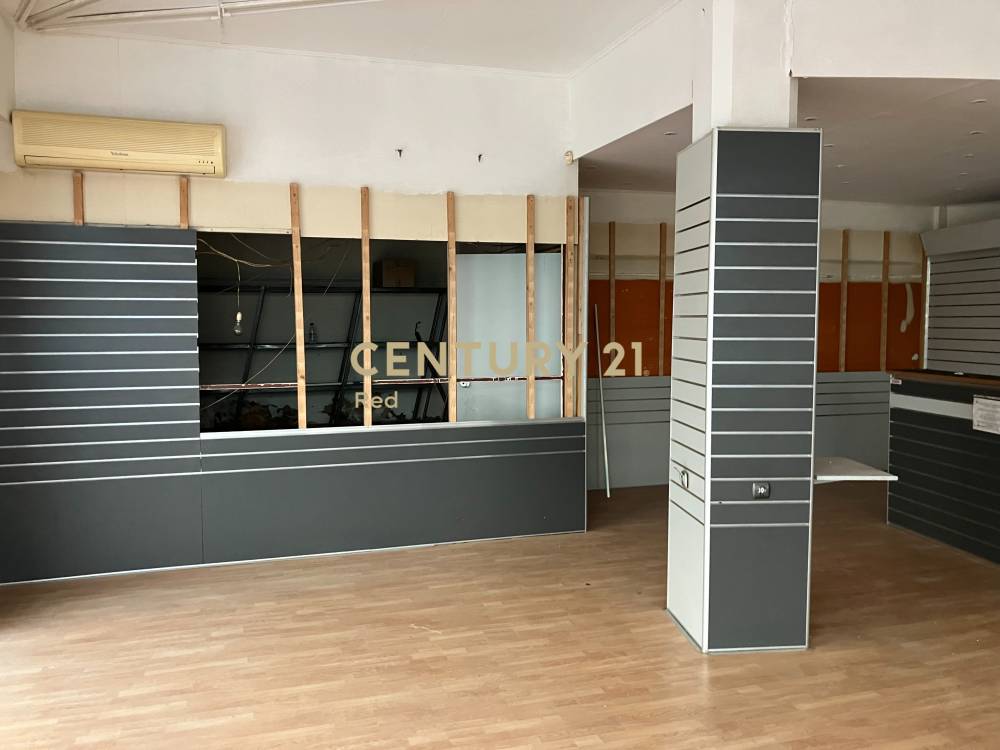 Κατάστημα στη Νίκαια — φωτογραφία 5