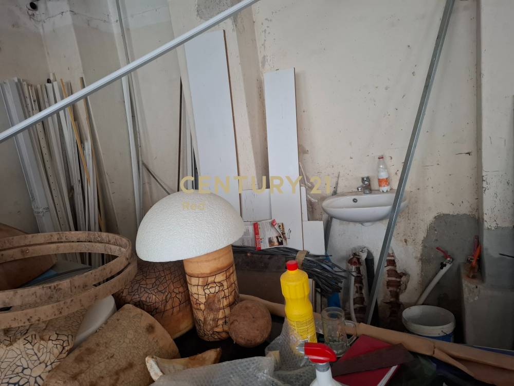 Αποθήκη στην Καλλιθέα — φωτογραφία 5