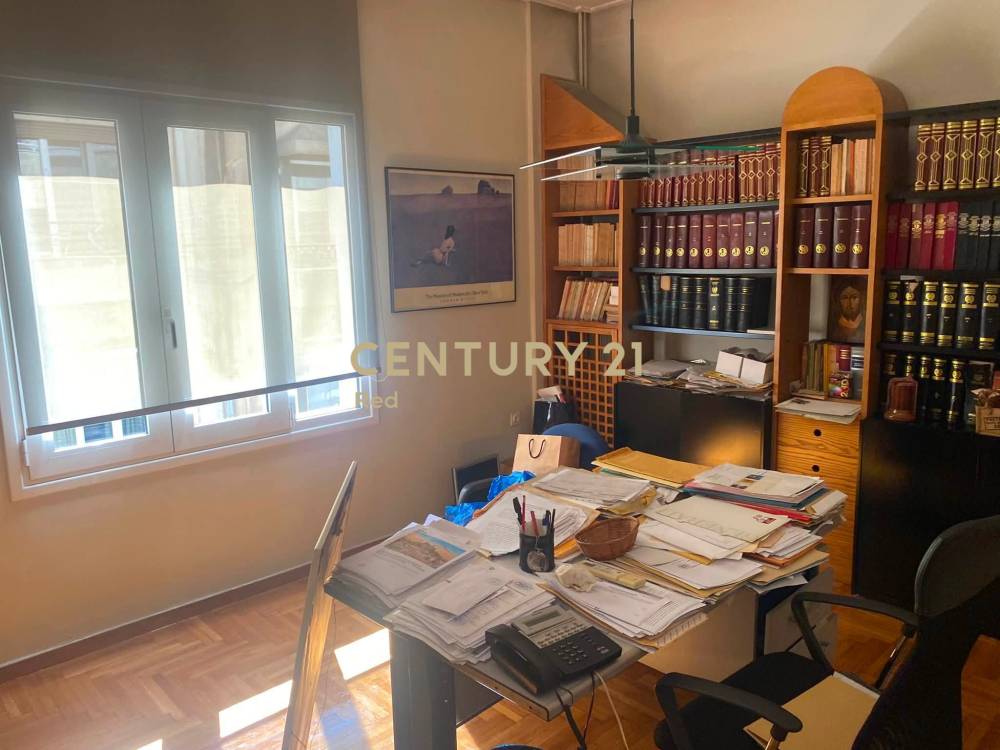 Γραφείο 112 τ.μ. προς ενοικίαση στην περιοχή Κέντρο — φωτογραφία 9